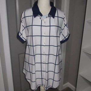 CLEARANCE Women's Short Sleeve Windowpane Design LuLaRoe Charlie Top M NWT.